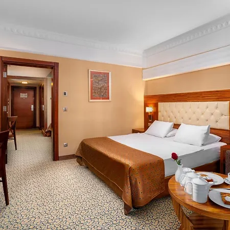 リゾート Bera Alanya 5*