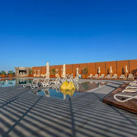 Bera Alanya 5* Konaklı